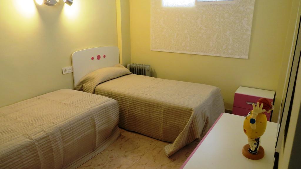 Halcon Levante Benidorm Zimmer foto